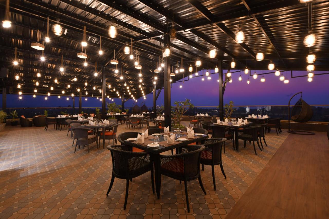 The Fern Habitat, Candolim, Goa Exterior photo