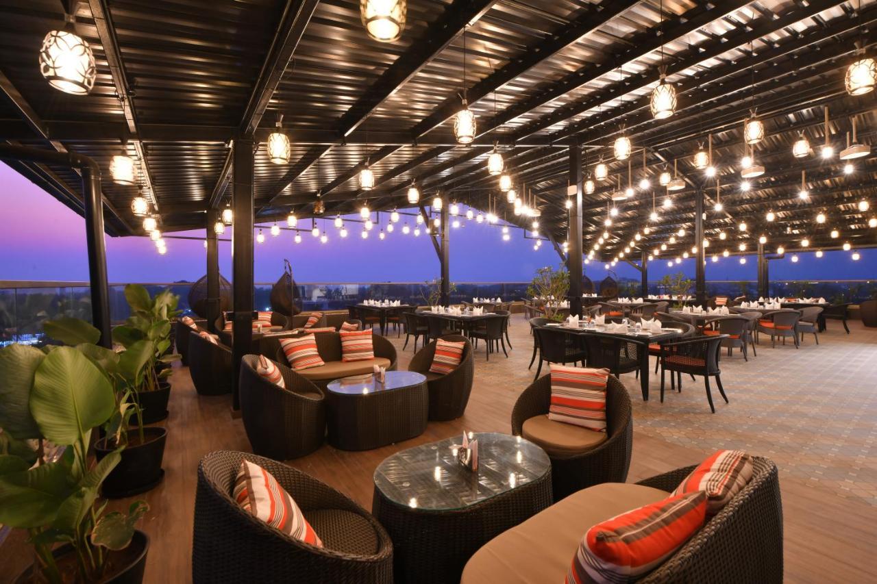 The Fern Habitat, Candolim, Goa Exterior photo